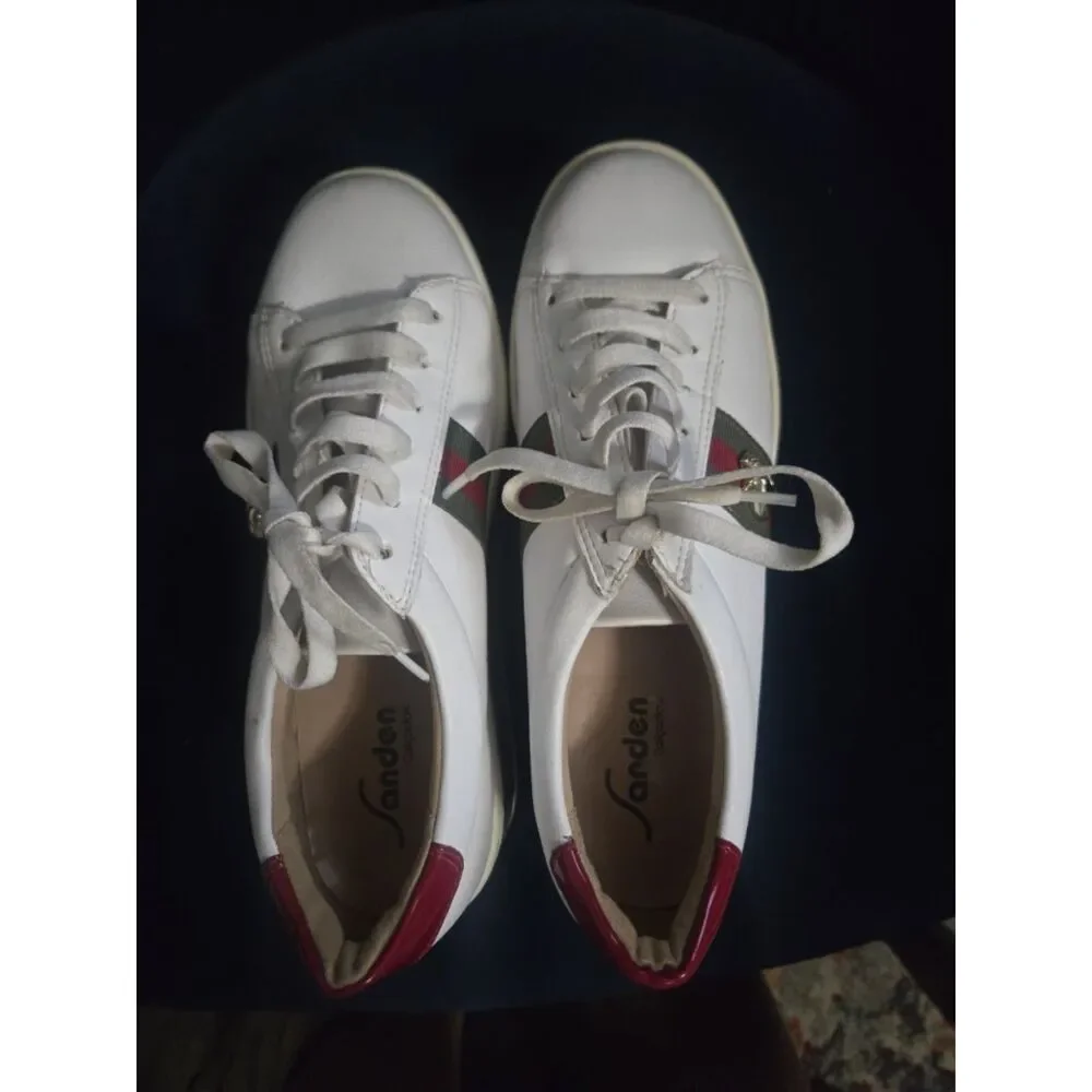 Sanden Calçados - White Green Red Stripe Platform Sneakers w/Bee - Size 6
